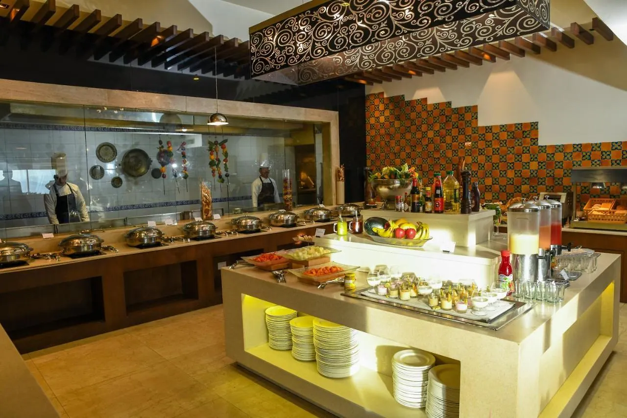 Royal Tulip Luxury Hotel, Kufri, Shimla 5*,  India