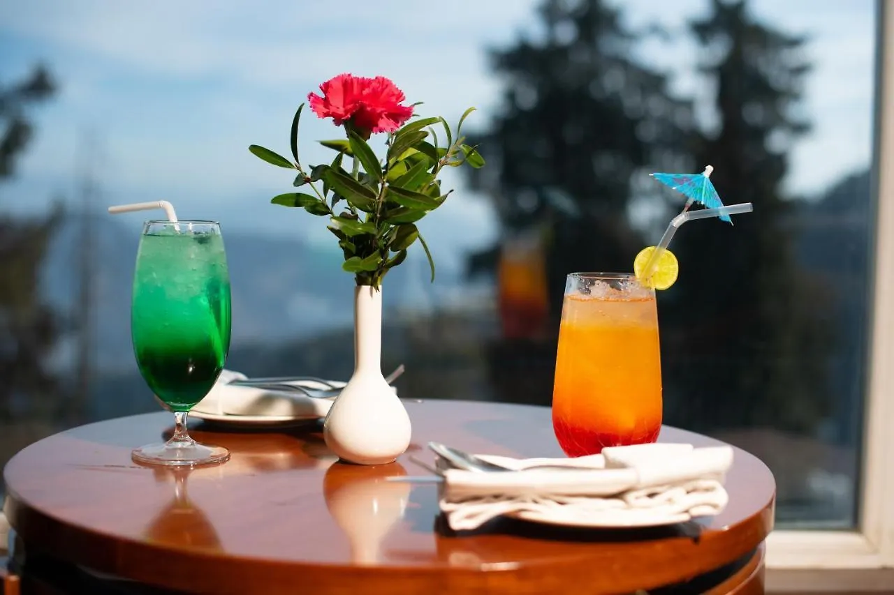 ***** Hotel Royal Tulip Luxury Hotel, Kufri, Shimla India